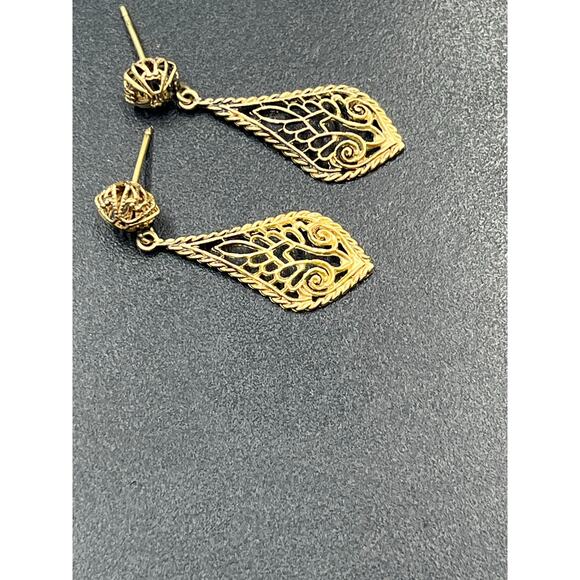 14k Yellow Gold Teardrop Filigree Lace Ornate Dangle Drop Earrings 2.1 grams - Picture 4 of 9